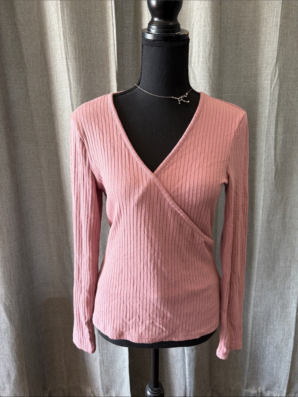 Madewell Ribbed Wrap Top in Dusty Rose